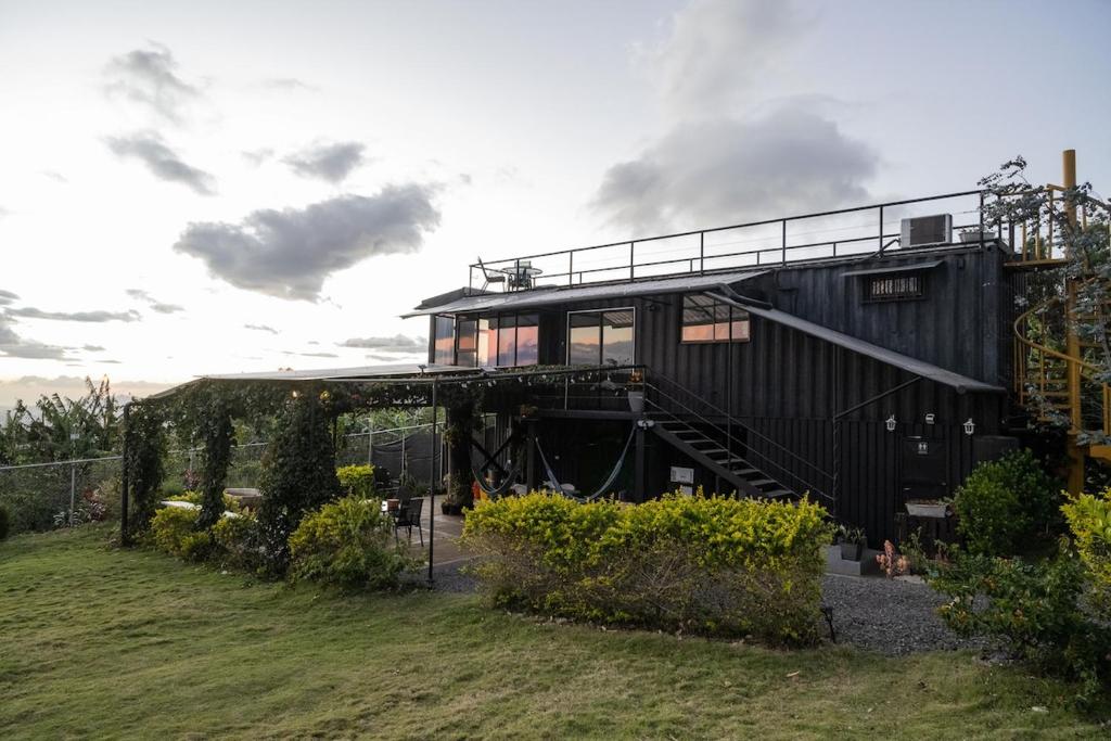 Zahrada ubytování Dream Homes Vacaciones Heredia - 8 miles Airport