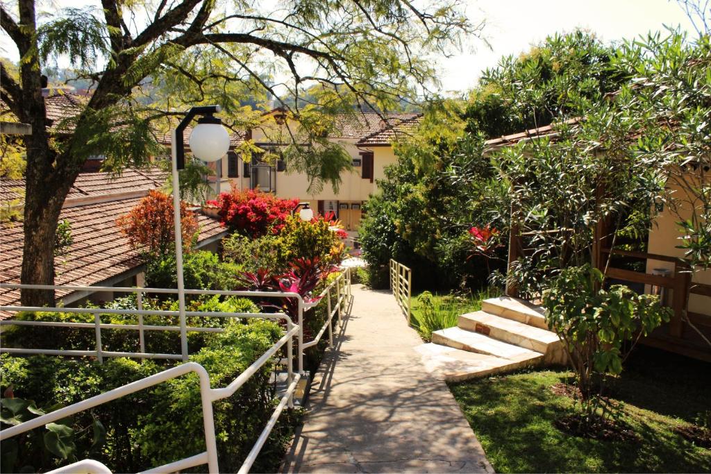  Avenida Charme Hotel