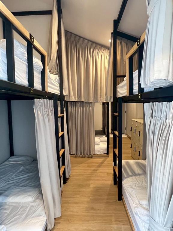 Around Ari Hostel - Bunk Bed In Mixed Dormitory Room