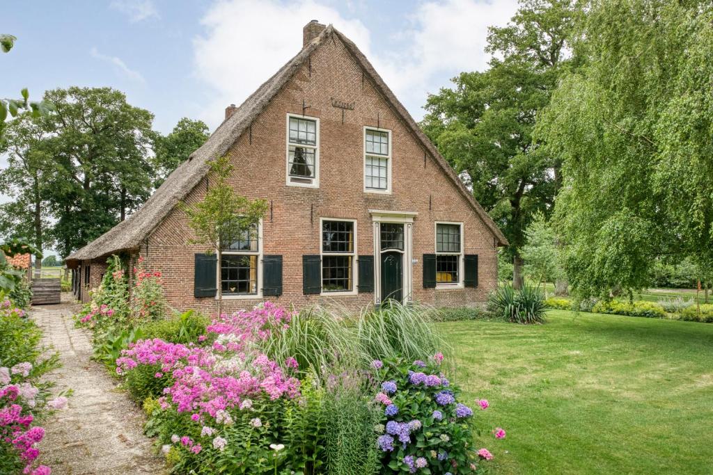 Κήπος έξω από το De Boerstee