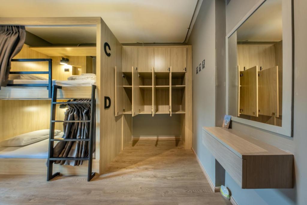 Ralph Poshtel Pratunam - Resim 40