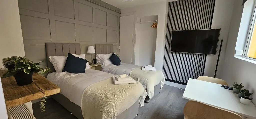 Court Studio Apartment
