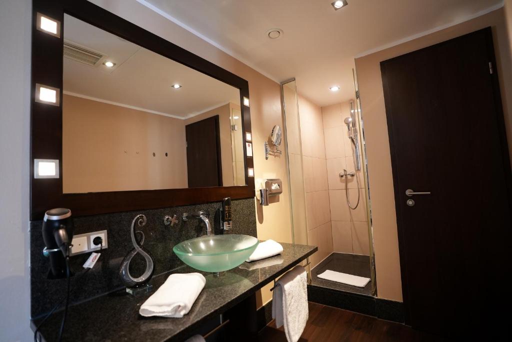 Hotel Lumière an der Messe - Resim 24