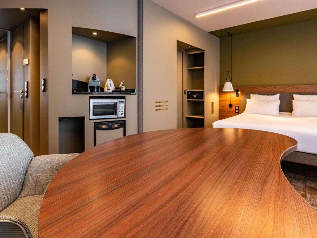 Novotel Suites Reims Centre - Resim 14