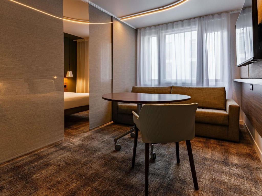 Novotel Suites Reims Centre - Resim 17