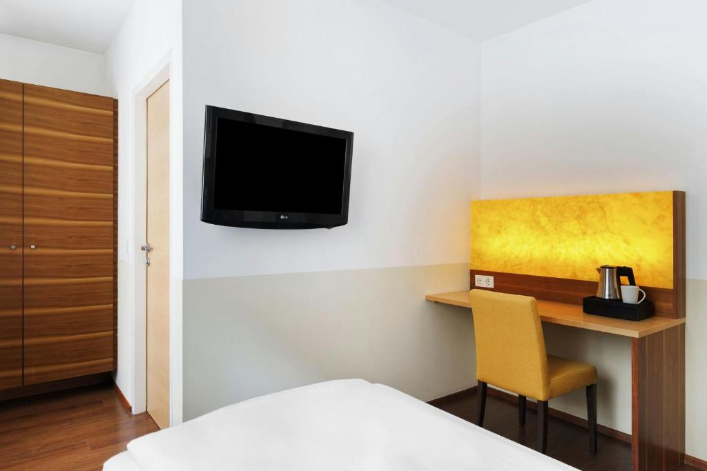 Four Points Flex by Sheraton Vienna Hauptbahnhof - Single Guest Room With City View
