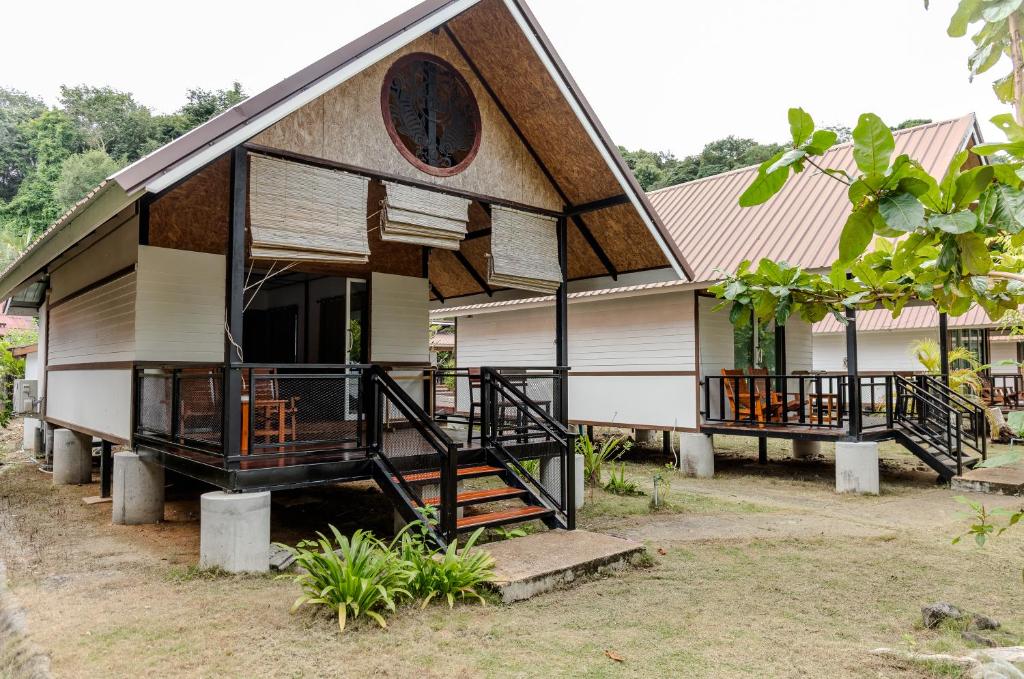 Sunrise House - Bungalow Familial