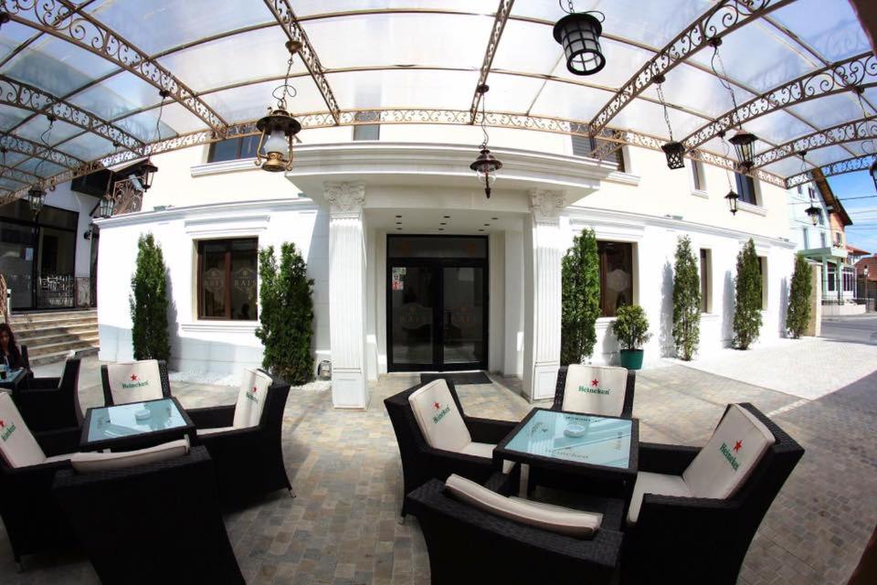 Hotel Rais