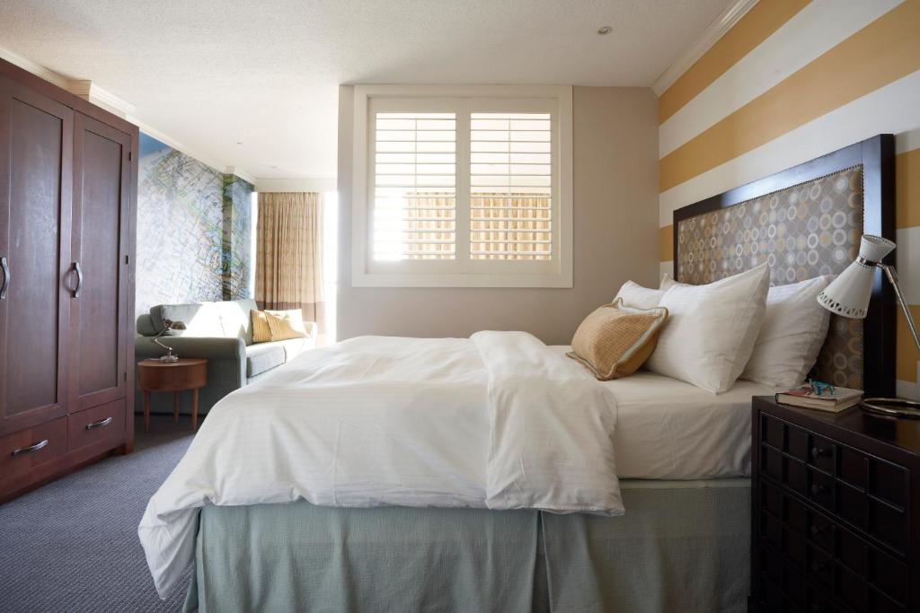Pan American Oceanfront Hotel photo