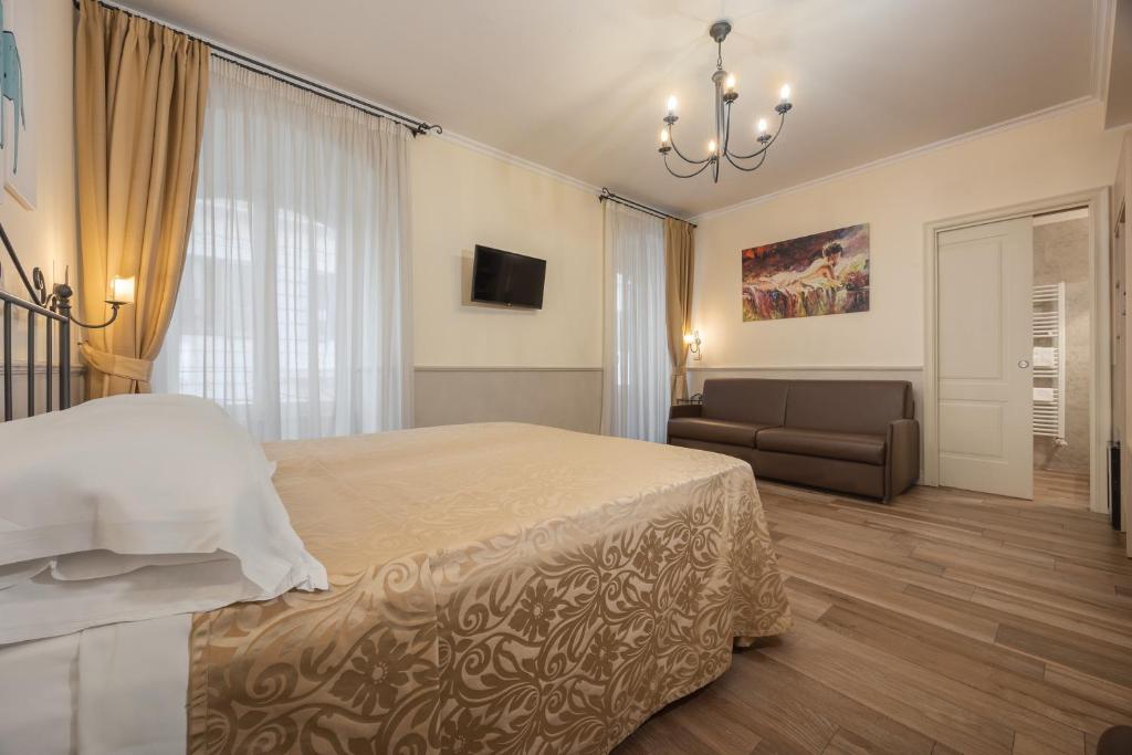 
Family Room with Private Bathroom
