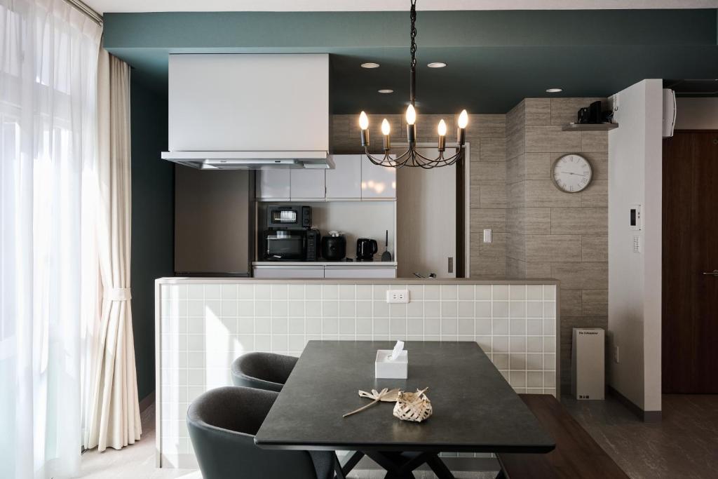 Η κουζίνα ή μικρή κουζίνα στο Casa YONNA Chatan