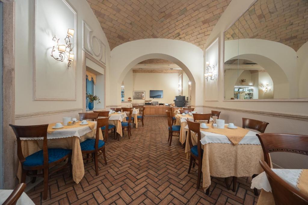 Hotel Flavia - Resim 4