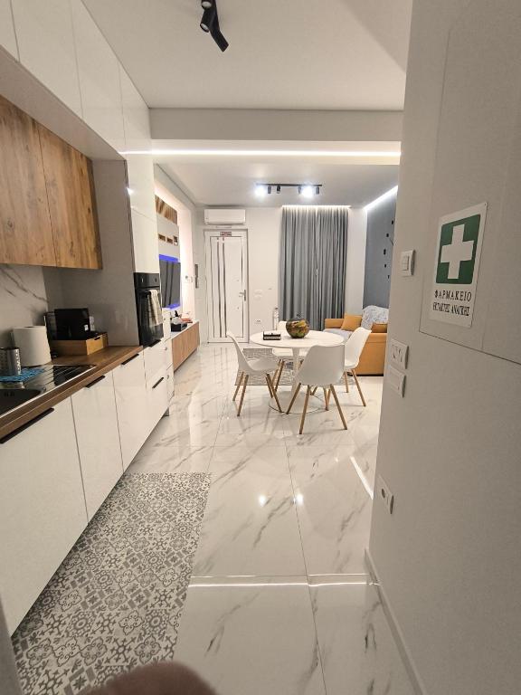 Alex Home Patras