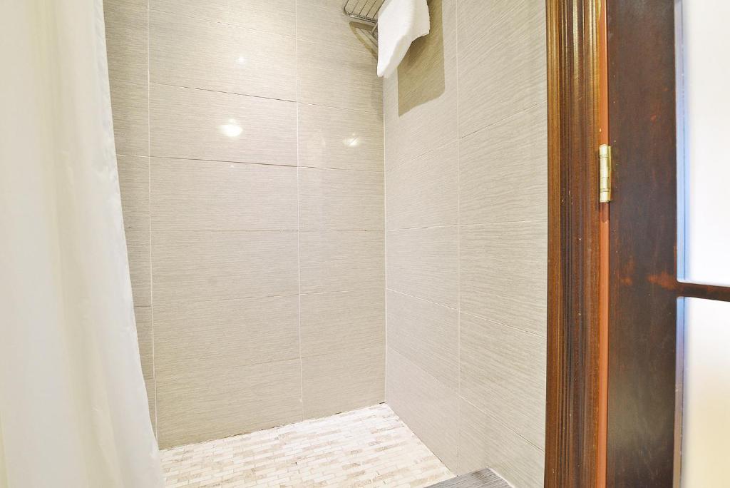 Woodbine Hotel & Suites - Resim 19