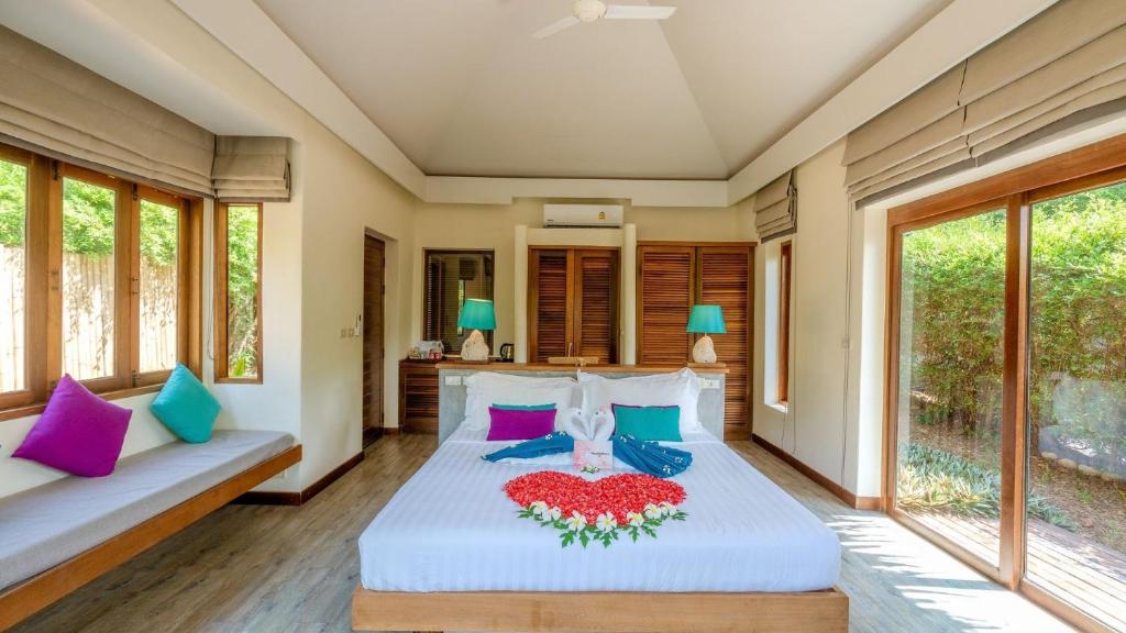 Sea Dance Resort - 8