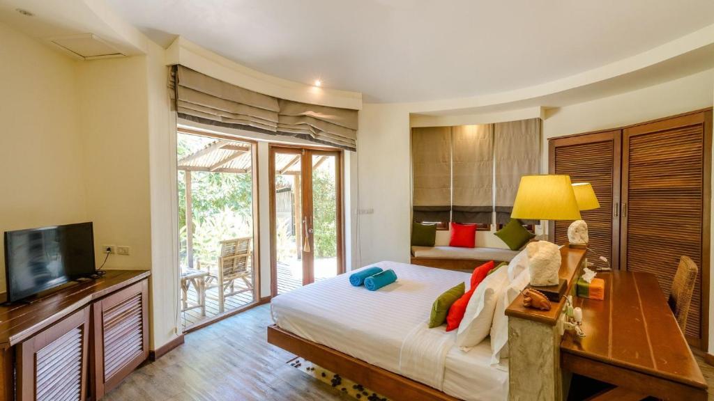 Sea Dance Resort - 17