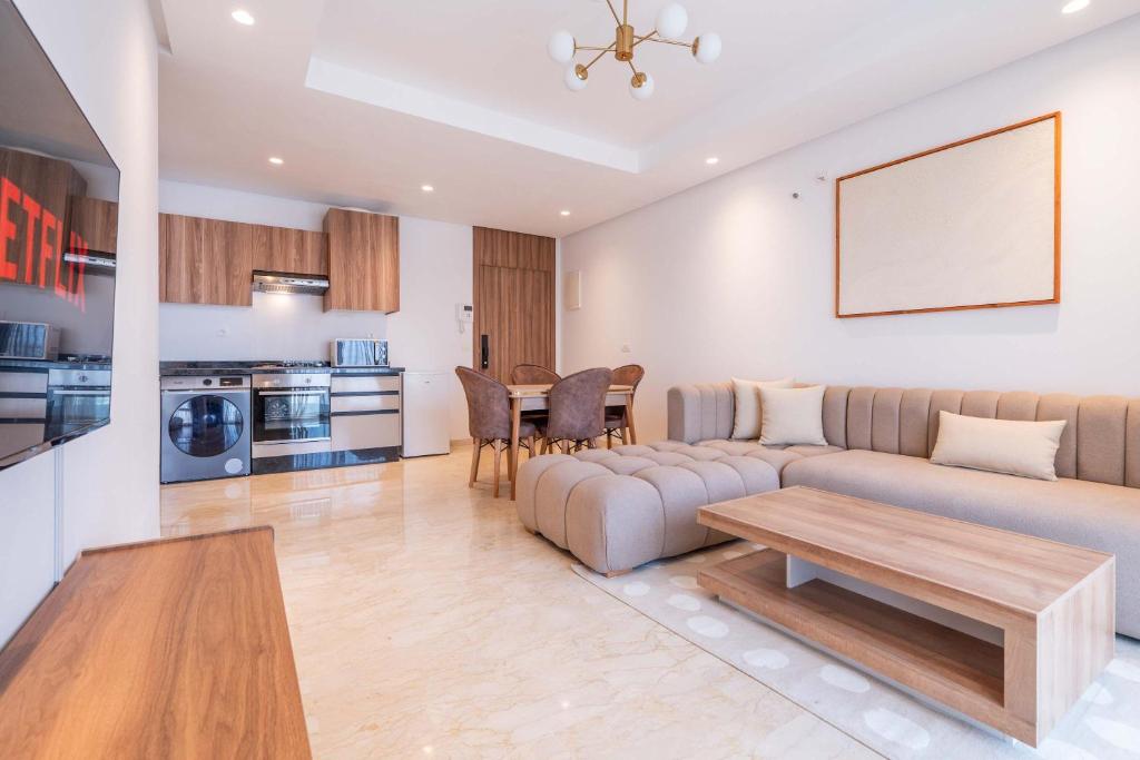 Η κουζίνα ή μικρή κουζίνα στο Cozy Studio with Pool & Parking