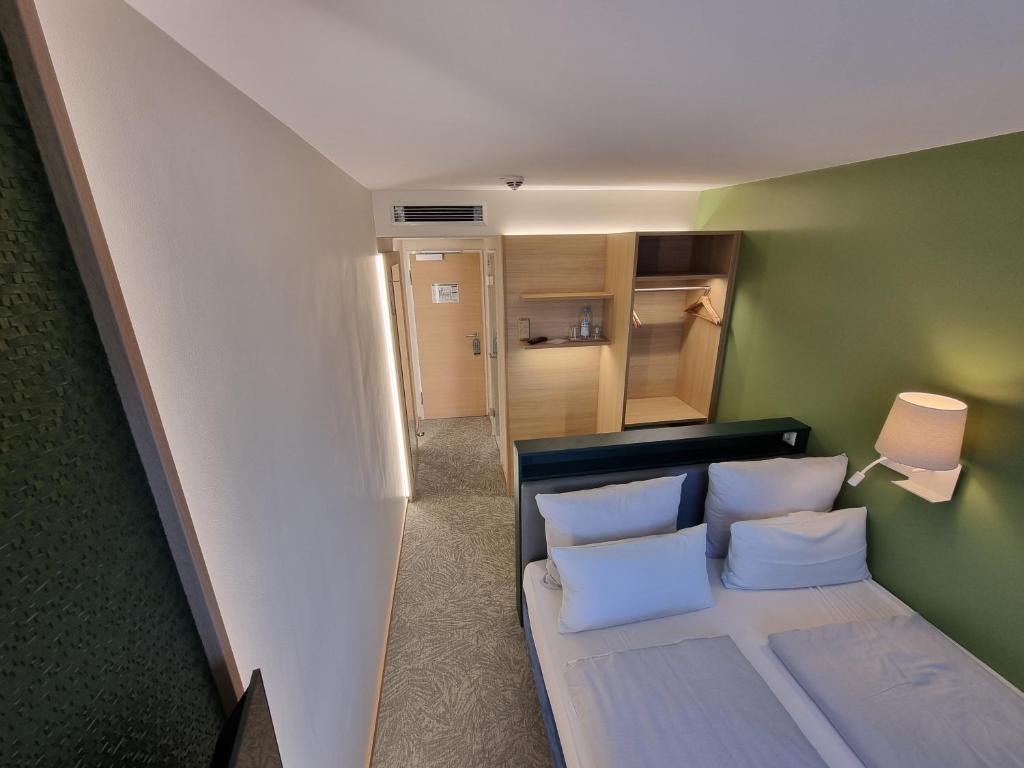 
Large Double or Twin Room
