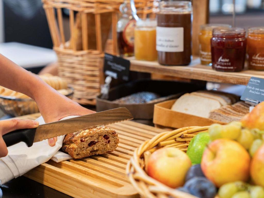 Novotel Suites Paris Expo Porte de Versailles - Resim 34