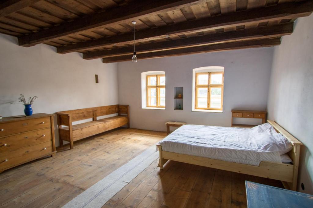Postel nebo postele na pokoji v ubytování Viscri 9