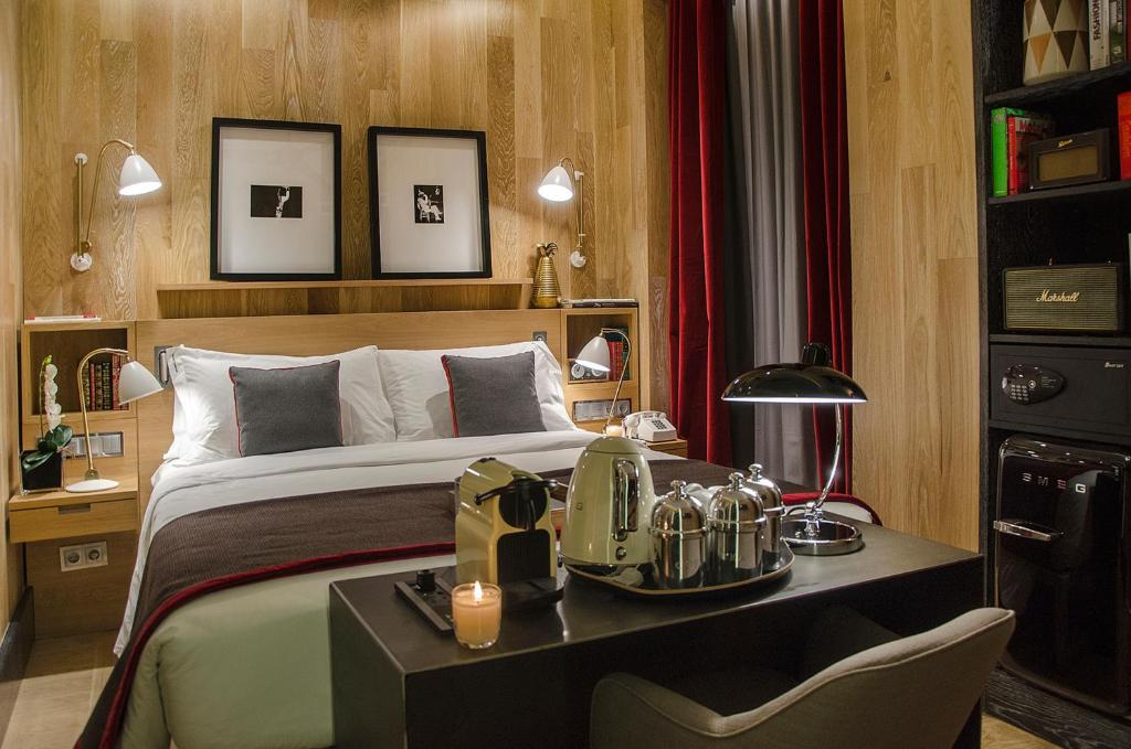 Browns Central Hotel - 10