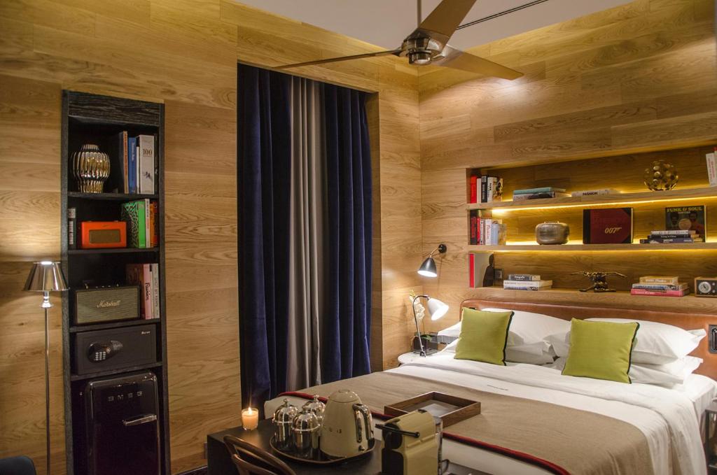 Browns Central Hotel - 14