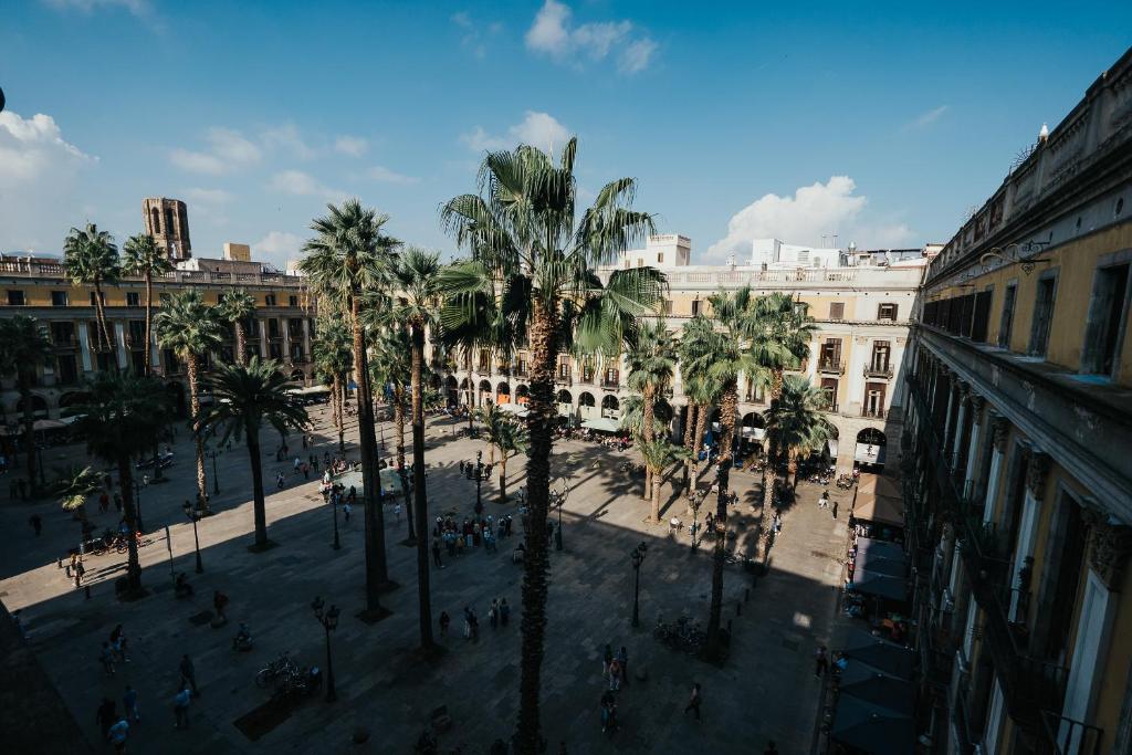 Ramblas Apartments - 3