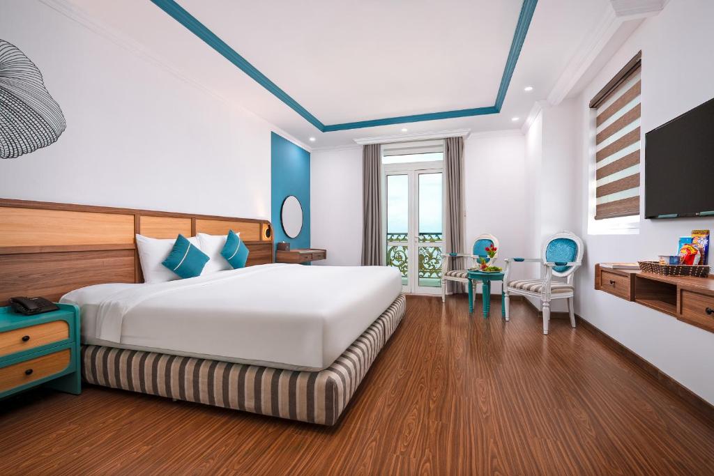 Suite Giường Đôi Hướng Đại Dương Có Ban Công