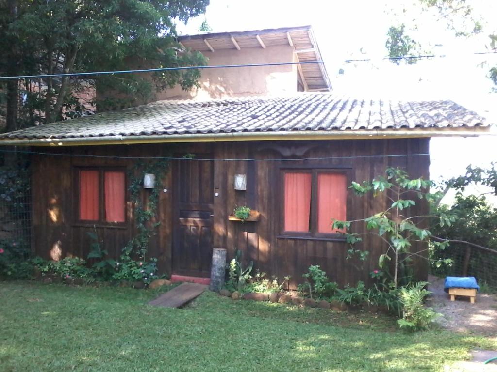 Pedra Escondida