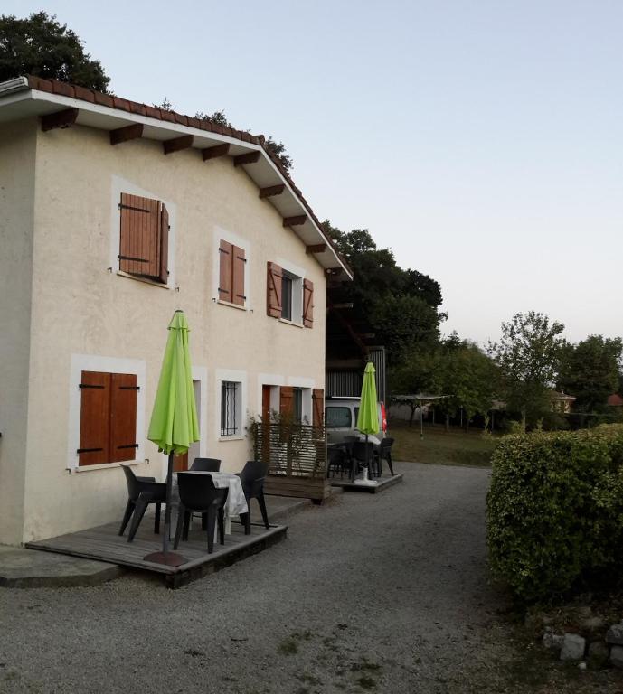 Larriou1
