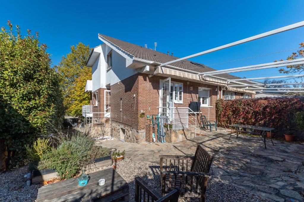 Budova, kde se prázdninový dům nachází