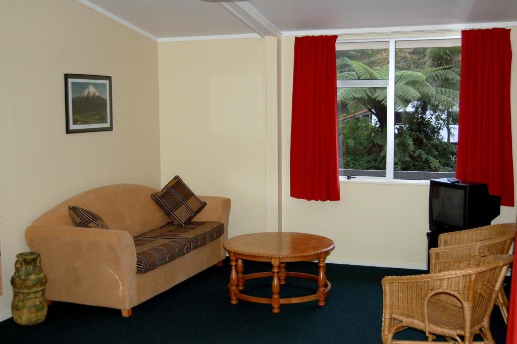 Egmont Eco Leisure Park & Backpackers - Resim 19