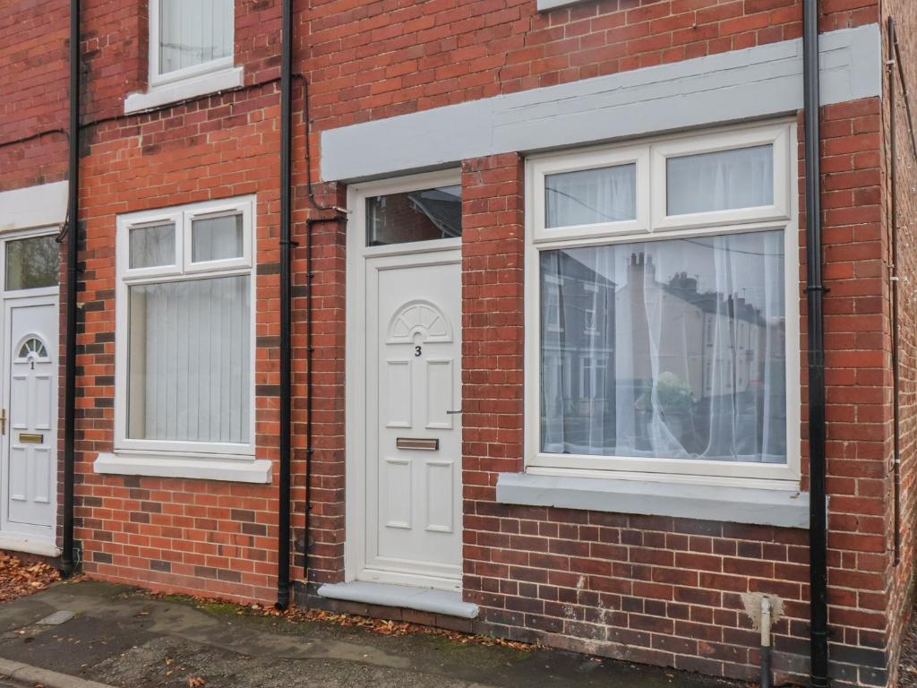 Το κτήριο όπου στεγάζεται  η παραθεριστική κατοικία