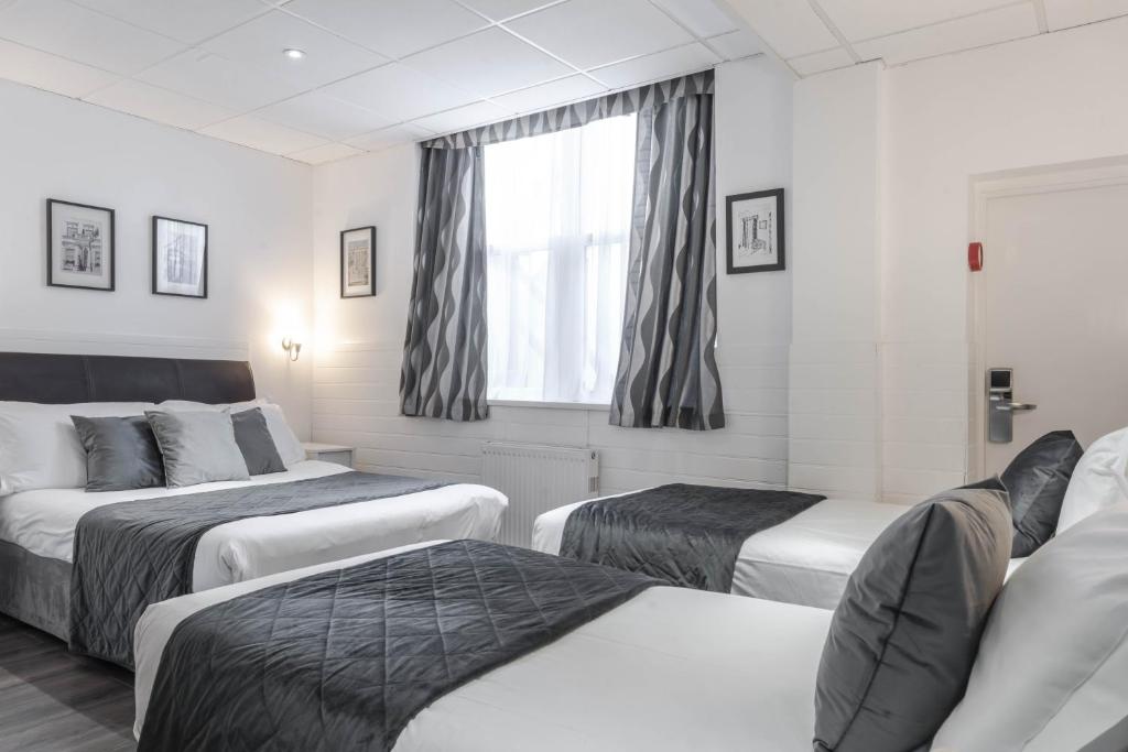 The Melita - Resim 25