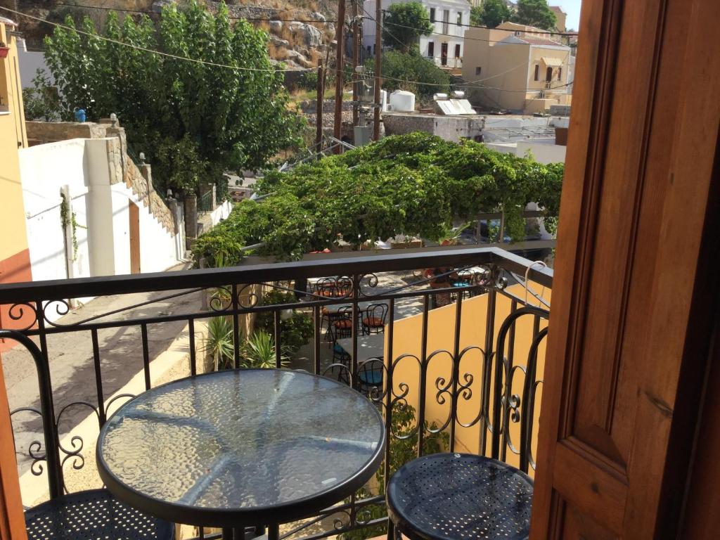 Grace Hotel & Studios - 1