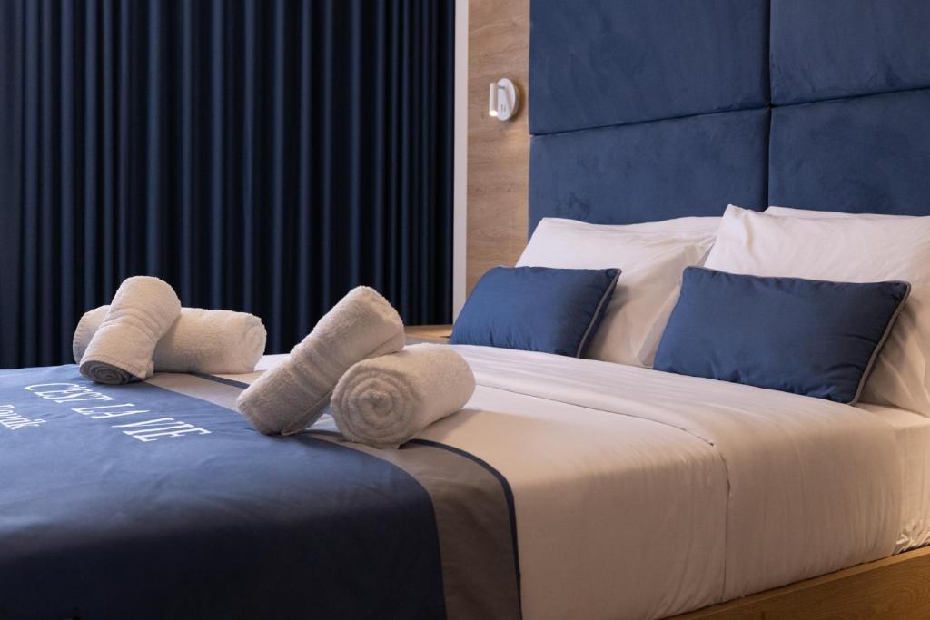 C'est La Vie Boutik Swieqi - 18