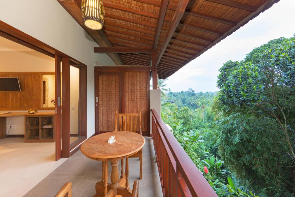 Balkón nebo terasa v ubytování Alamdini Resort Ubud