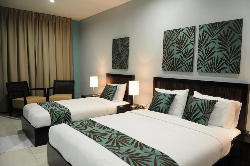 Marina Oriental Hotel - Comfort Triple Room