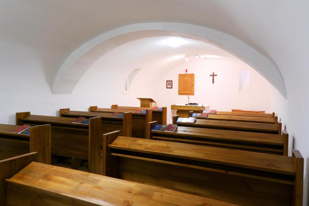 Domus Peregrini Apartmanok - Resim 34