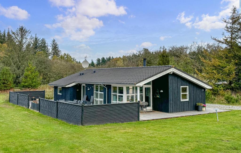 Budova, kde se prázdninový dům nachází