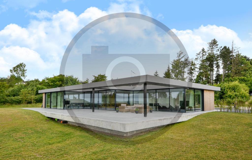 Κήπος έξω από το Beautiful Home In Knebel With Sauna