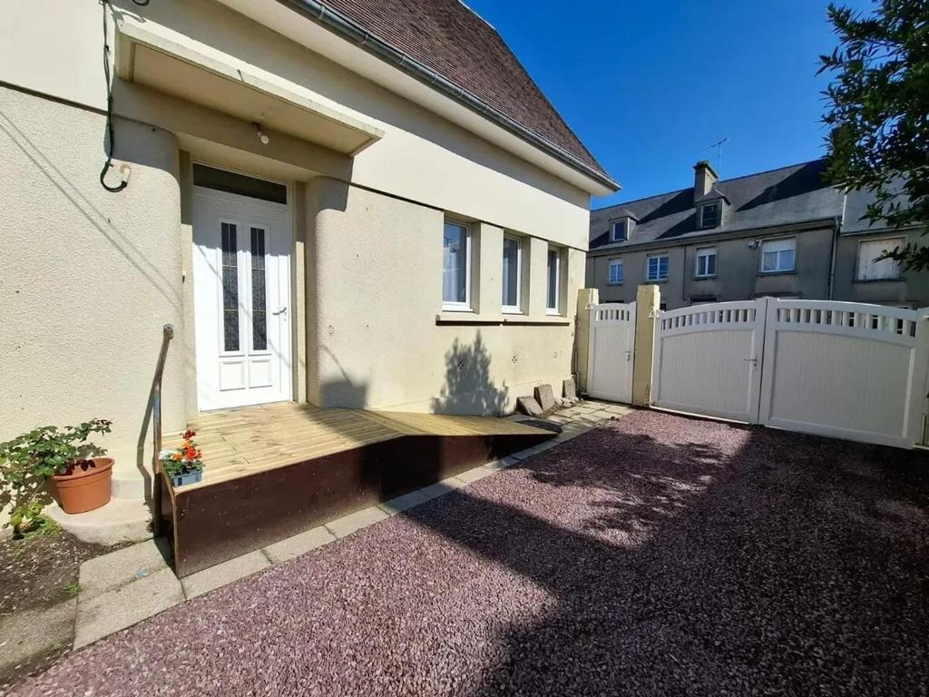 Tòa nhà nơi nhà nghỉ dưỡng tọa lạc