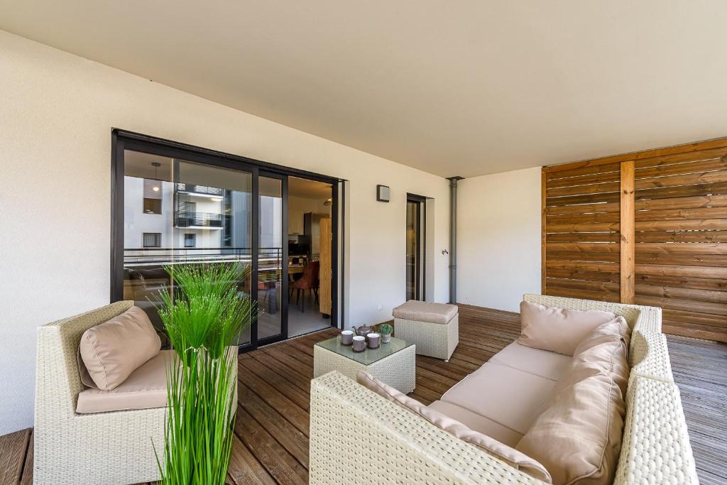 Χώρος καθιστικού στο Les Balcons de la Suite - coeur de village, terrasse