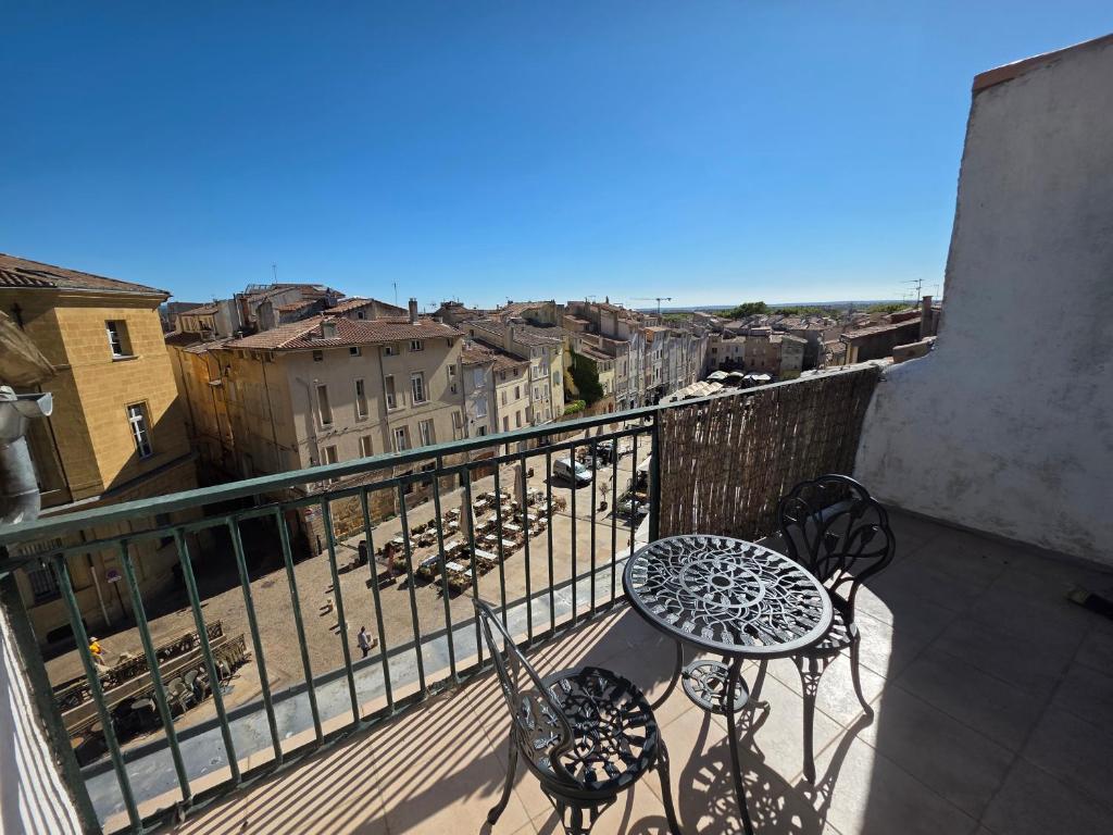 Studio climatisé avec terrasse, 5ème étage