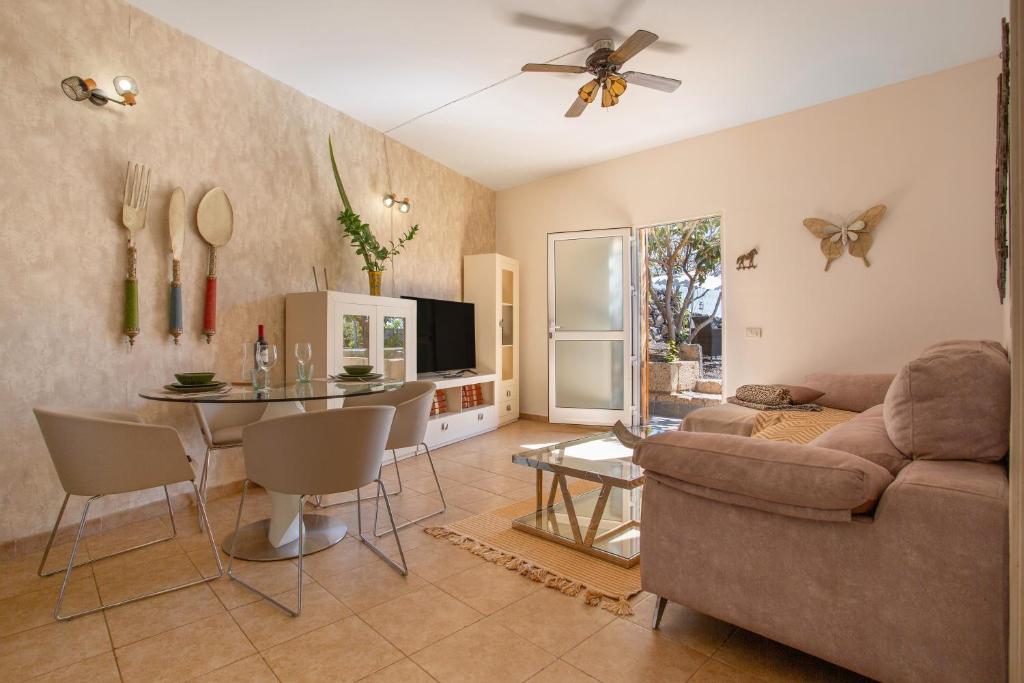 Μια τηλεόραση ή/και κέντρο ψυχαγωγίας στο Mi casita de Chimaca 2