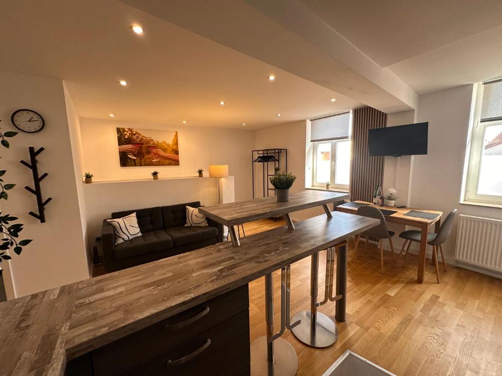 Η κουζίνα ή μικρή κουζίνα στο WINETIME - Apartment Sankt Martin für 2 Personen im Zentrum Luftkurort an der südlichen Weinstraße zwischen Neustadt und Landau