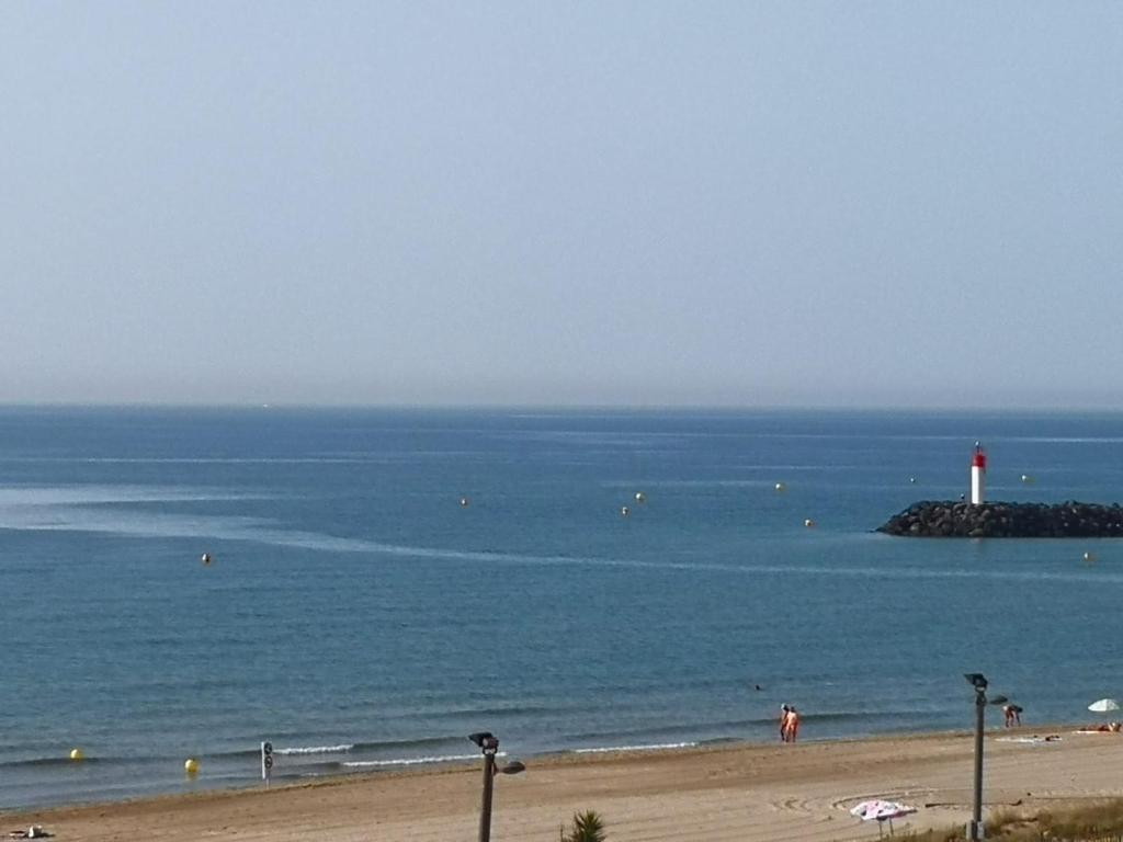 Héliopolis AB dernier étage Vue mer