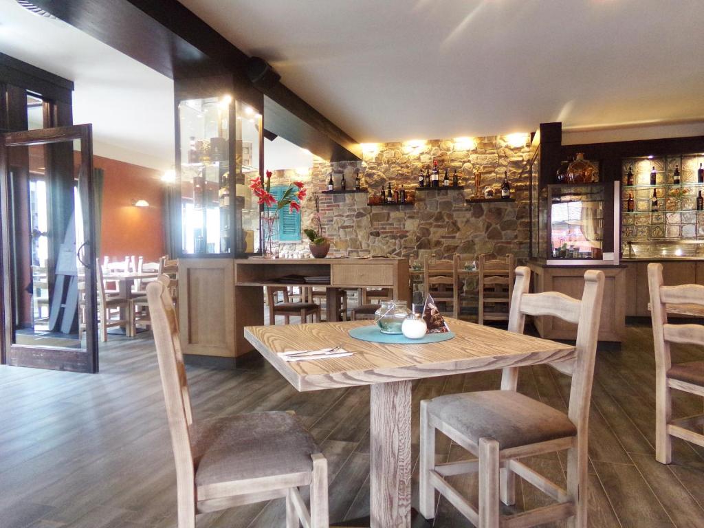 Restaurace v ubytování Hotel im Ried
