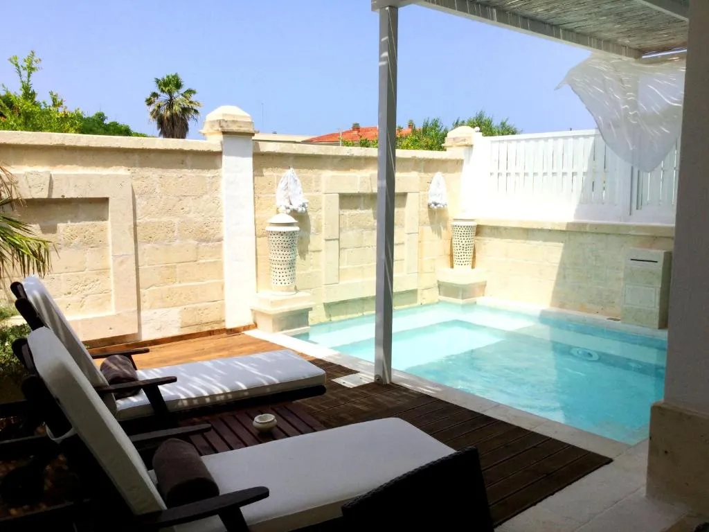 Suite with Private Pool