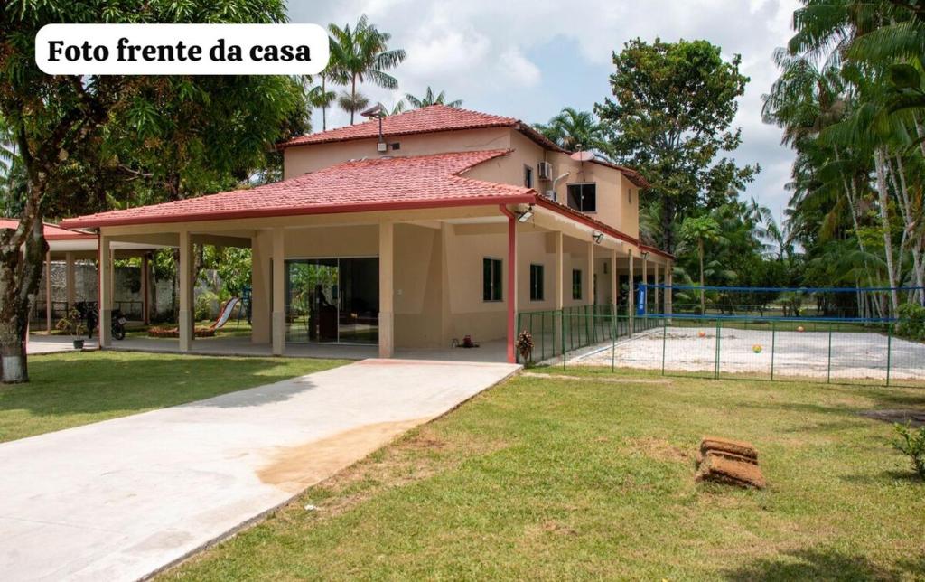 Bygningen som feriehuset ligger i